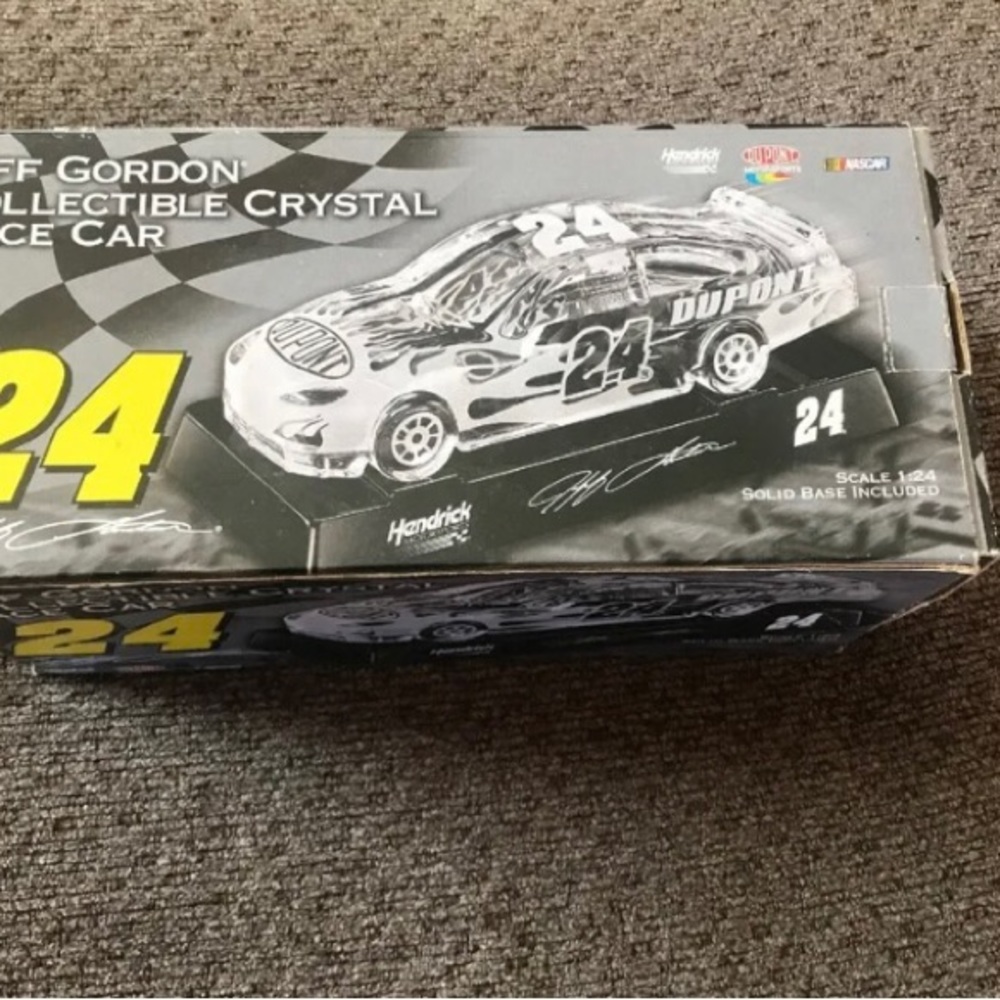 Jeff Gordon Collectible Crystal Race Car Diecast 1:24 Solid Base